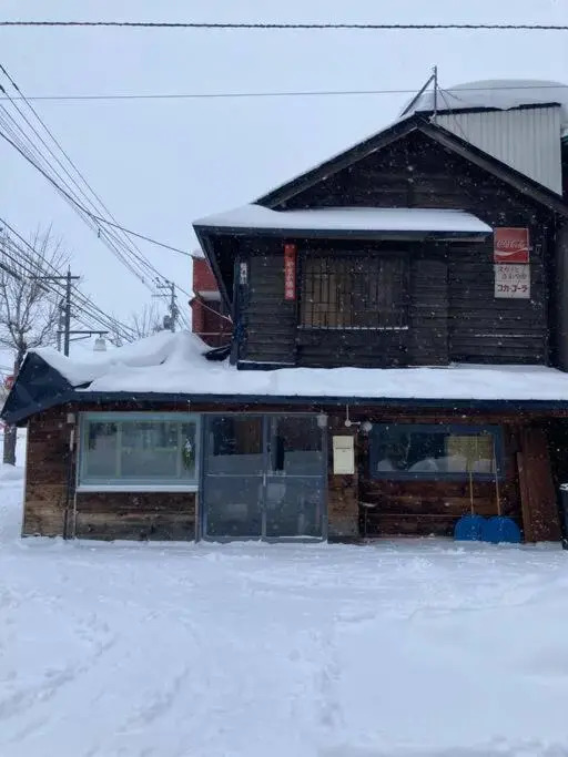 宿泊×編集事務所×土産物店「あさひかわ編集室」