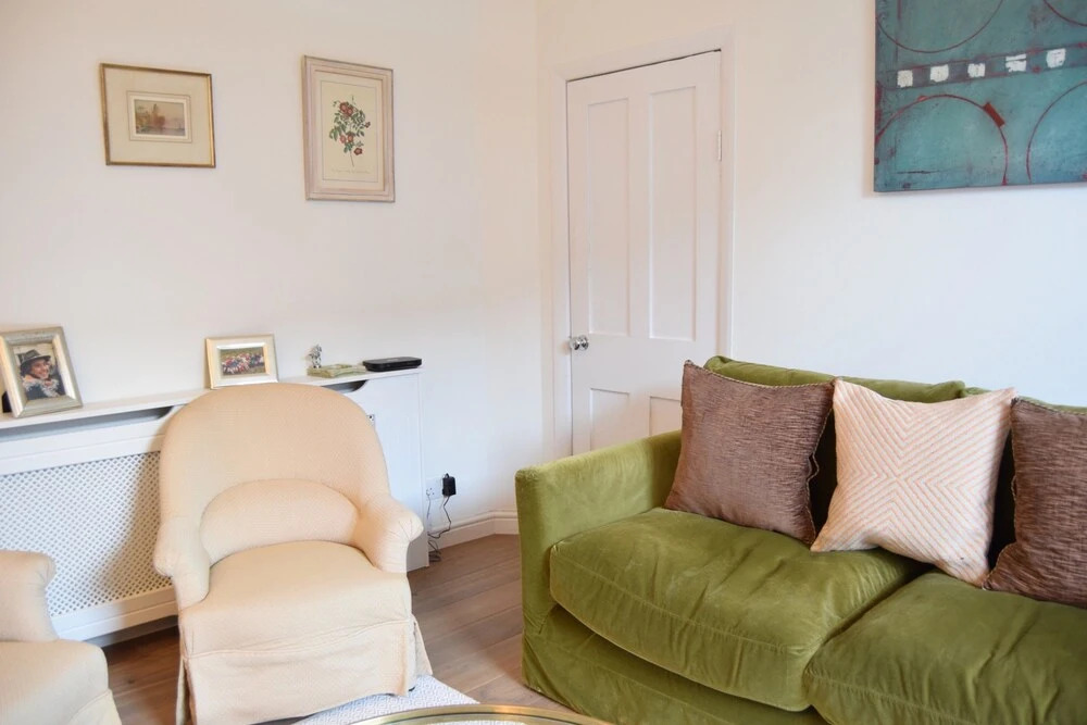 Luxury 3 Bedroom Family Home With Garden
