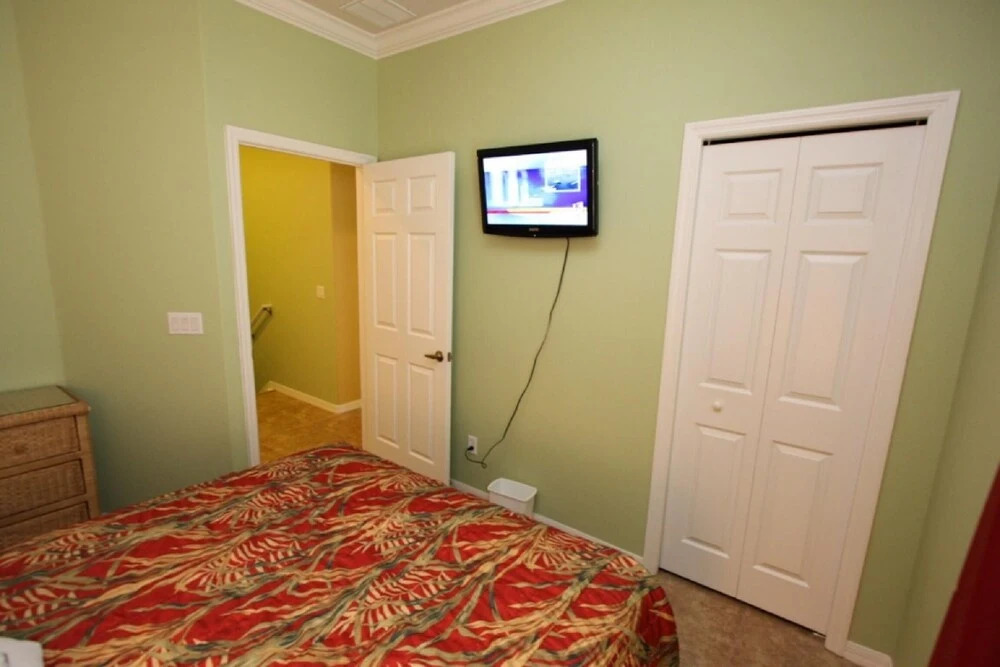 2809 Oakwater