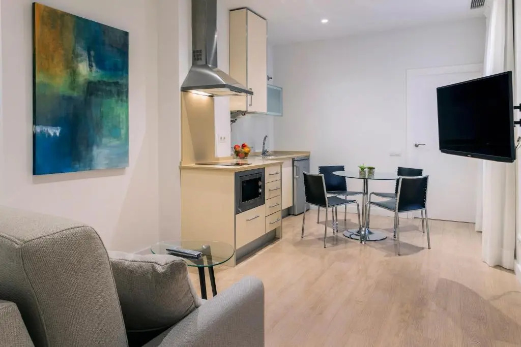 Apartamentos Metrópolis