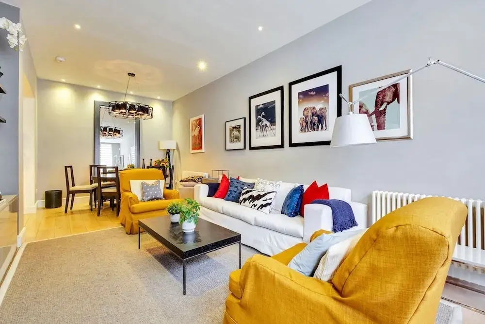 Luxe 4-bed Mews Home - 10 min to Harrods