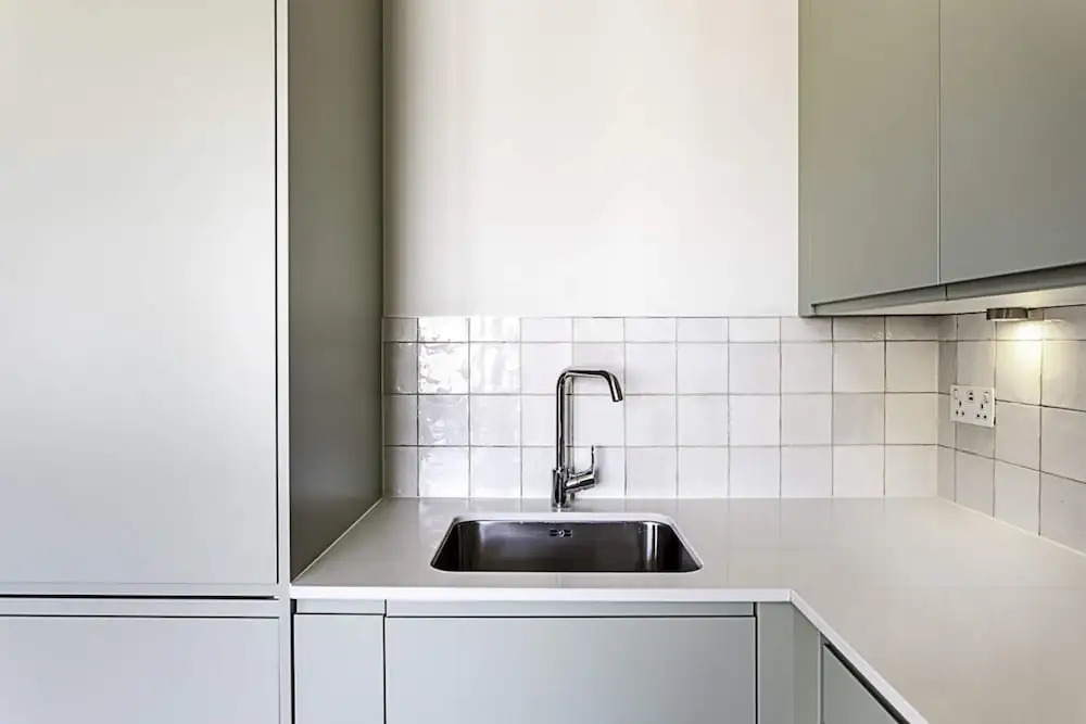 1-bed Apartment: Close to Wimbledon Station