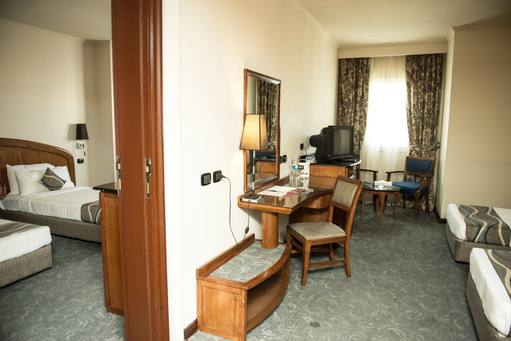 Grand Royal Alex. Hotel