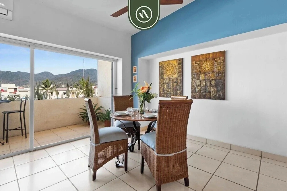 Mexican 2 BR Condo in Hotel Zone - Near the Beach