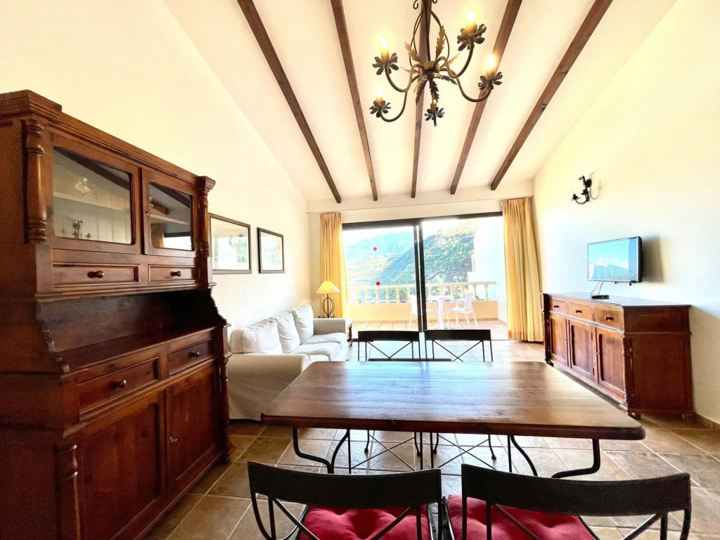 Apartamento AP1,piscina, 200 metros a la Playa