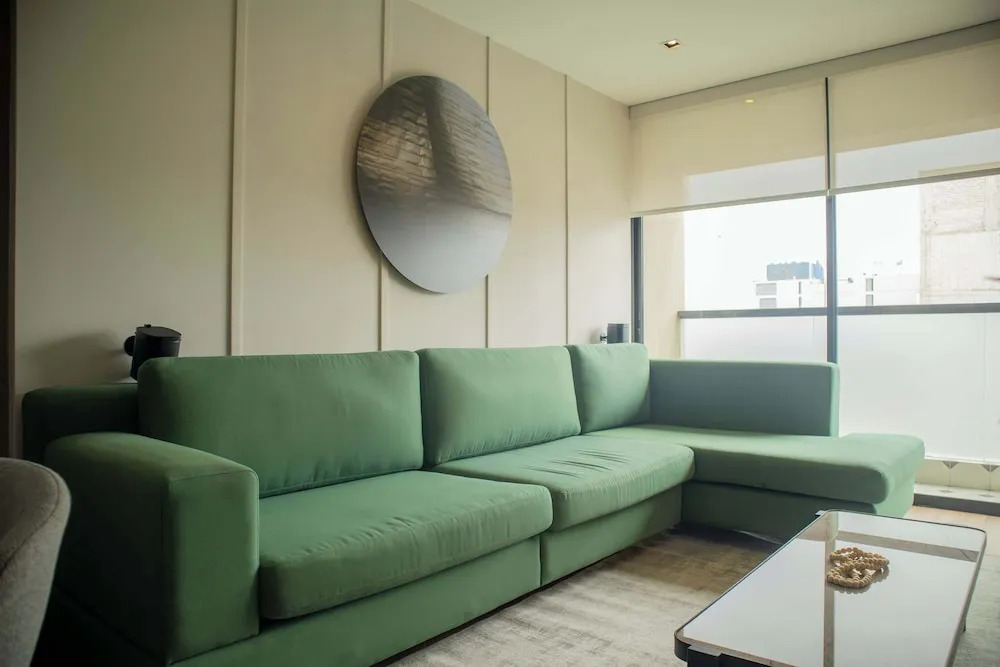w Flawless 3BR w Balcony in Miraflores