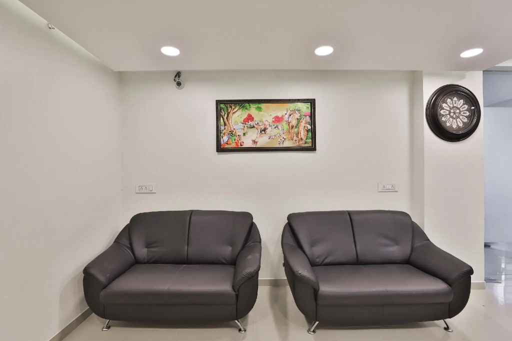 Collection O 12462 Hotel Shiv Inn