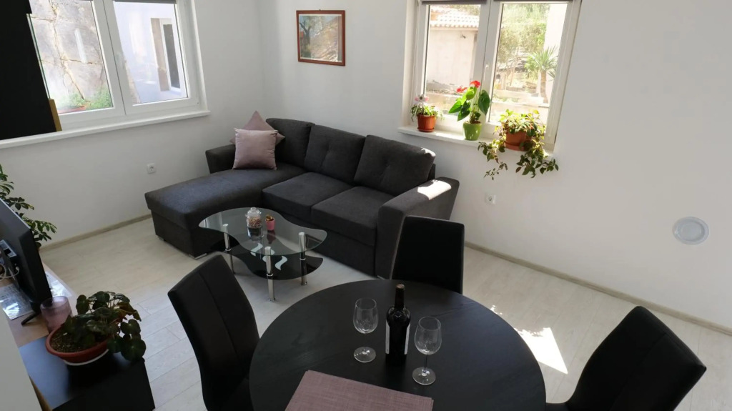 Apartmani Miki