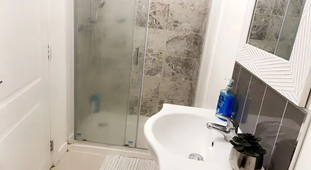 Inviting 2-bed, Sleeps 5