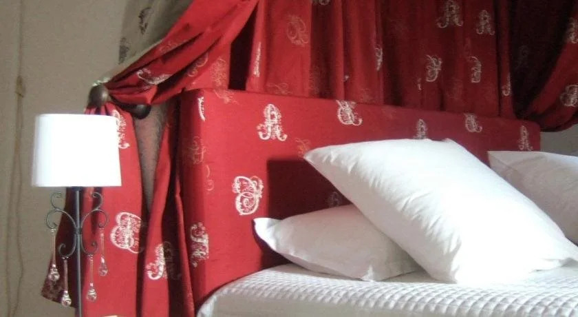 La Belle Epoque Sansac de Marmiesse - 4 Gites de 2 à 6 personnes - Petit Dej - 15 minutes dAurillac - Cantal