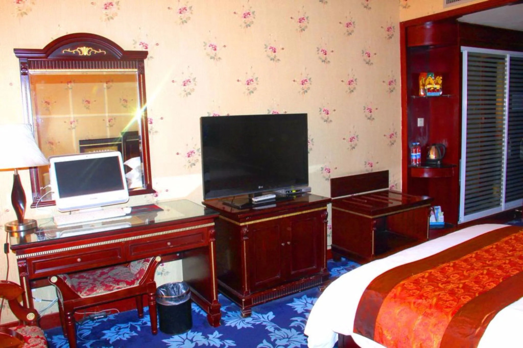 Tumaris Hotel