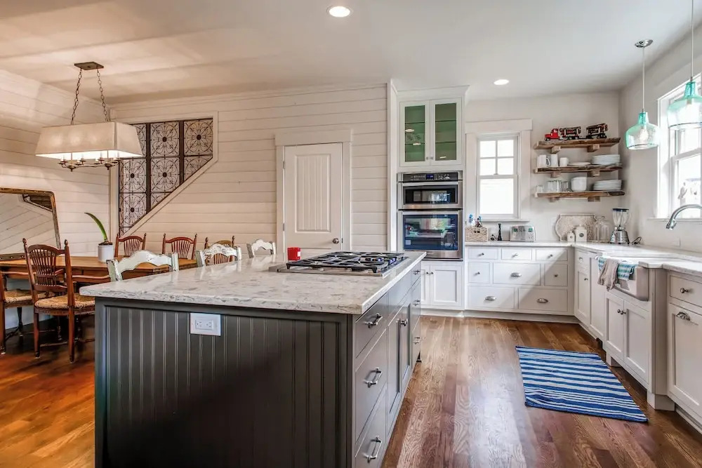 Modern Gearhart Getaway, Walk to Beach & Downtown!