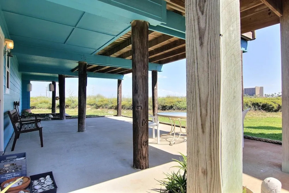 Lost Colony Laidback Hideaway