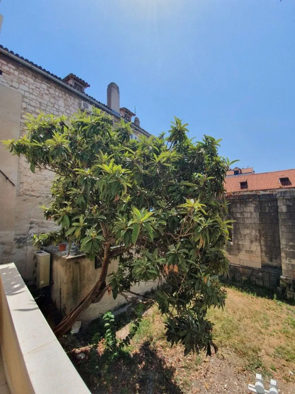THE SUITES at central Split