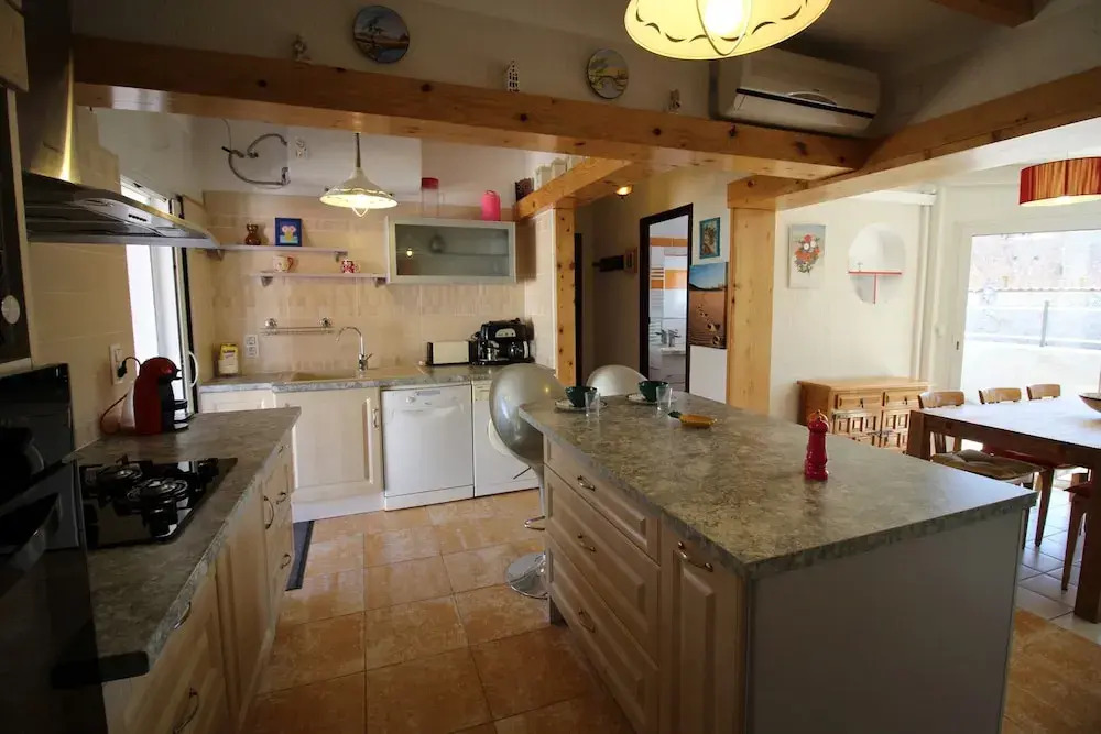 House in Empuriabrava Near the Beach