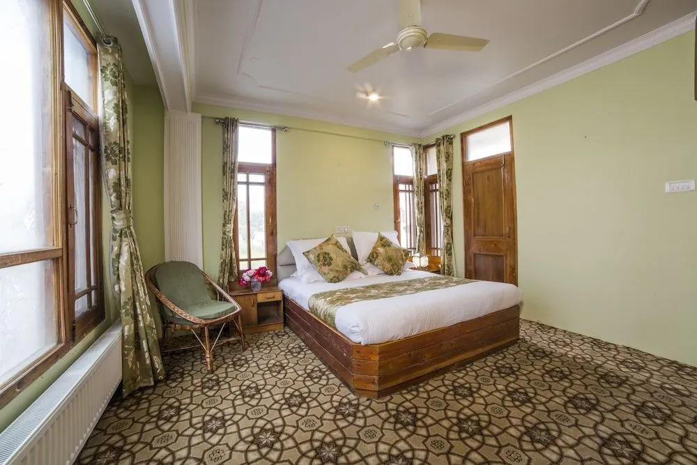 Shuhul Homes A Unit Of Aayu Holidays