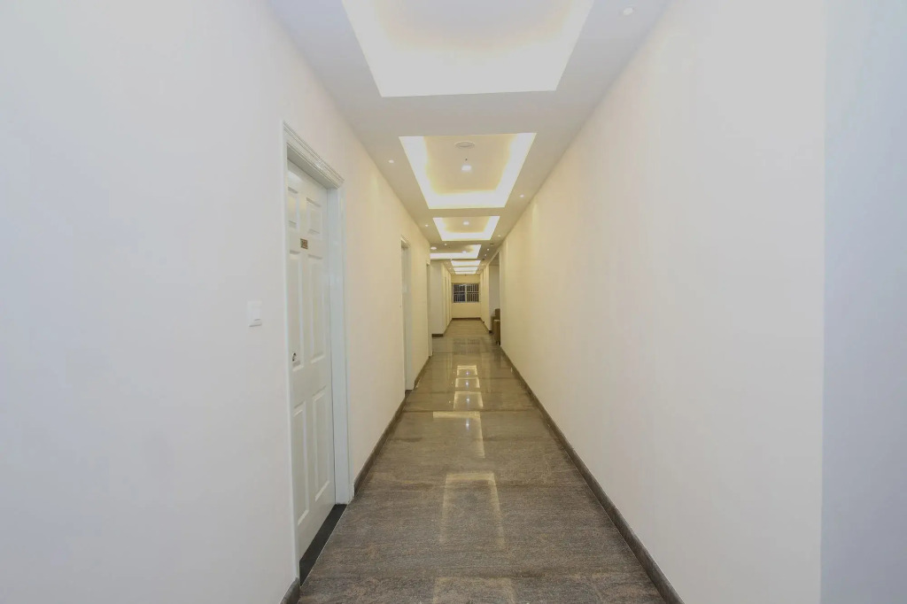 Hotel Bali Square By OYO Rooms