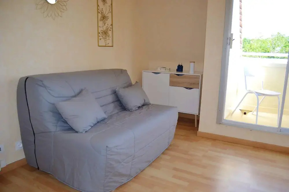 Studio in Villers-sur-mer, With Wonderful Lake View and Balcony