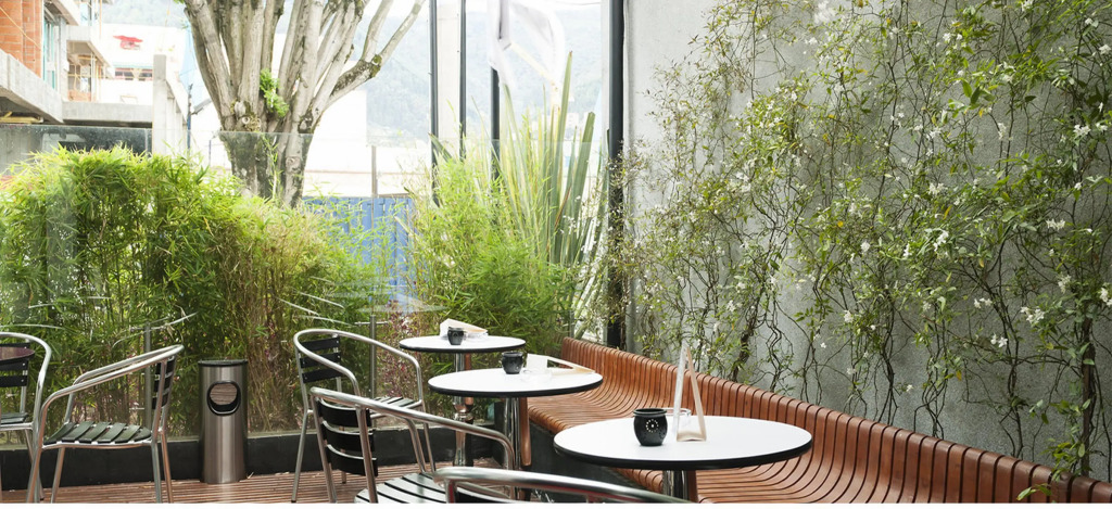 Hotel bh Parque 93