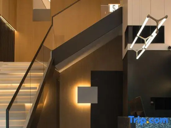SFEEL Designer Hotel (Chengdu Vientiane City & Yushuang Road Metro)