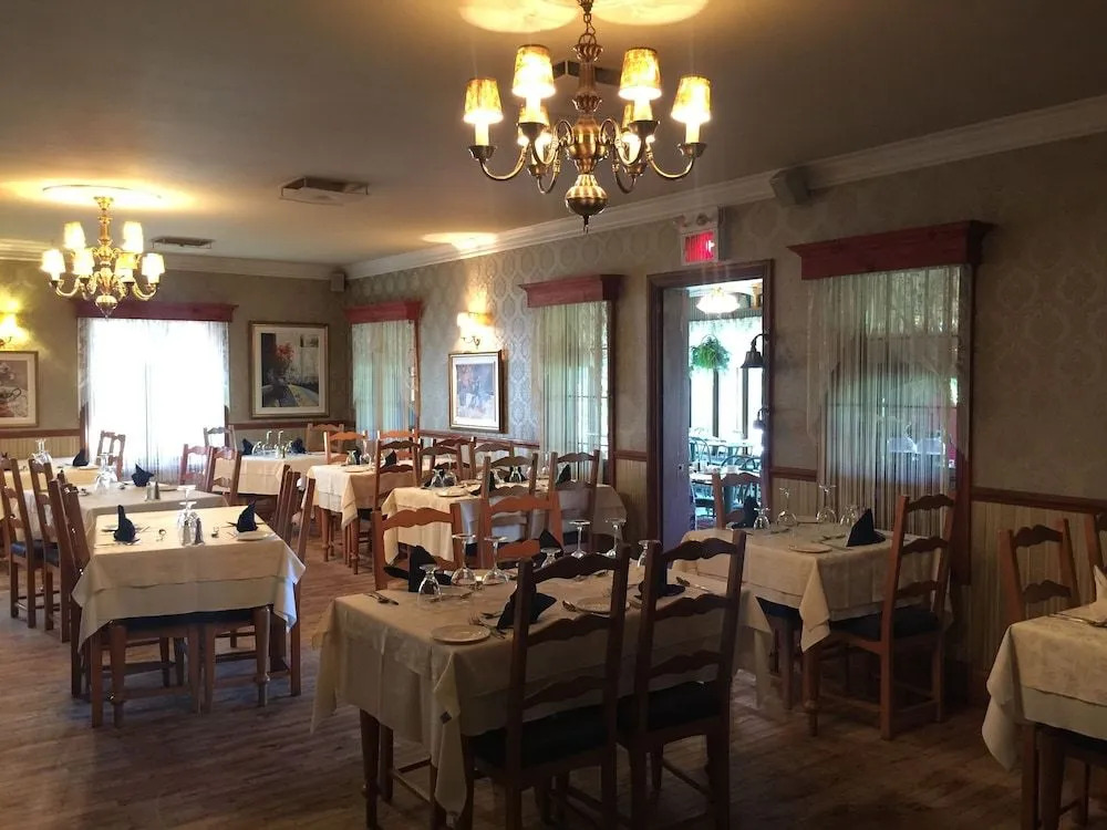 Auberge Le Flores