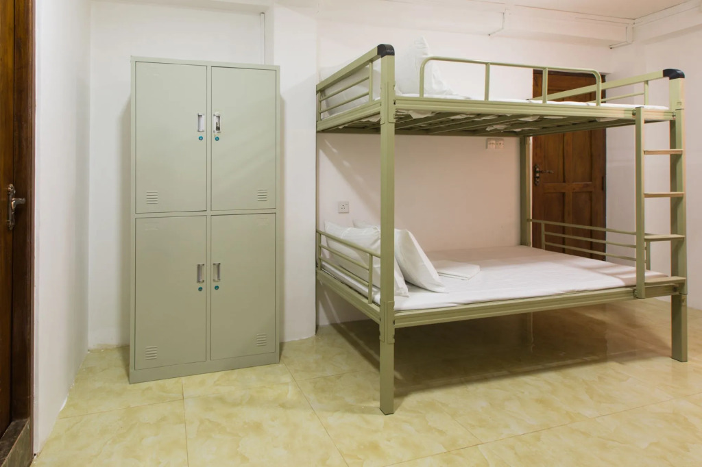 Metro Port City Hotel