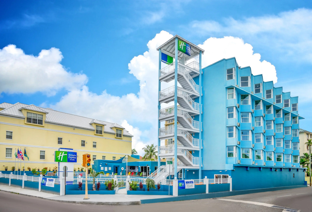 Holiday Inn Express & Suites Nassau by IHG