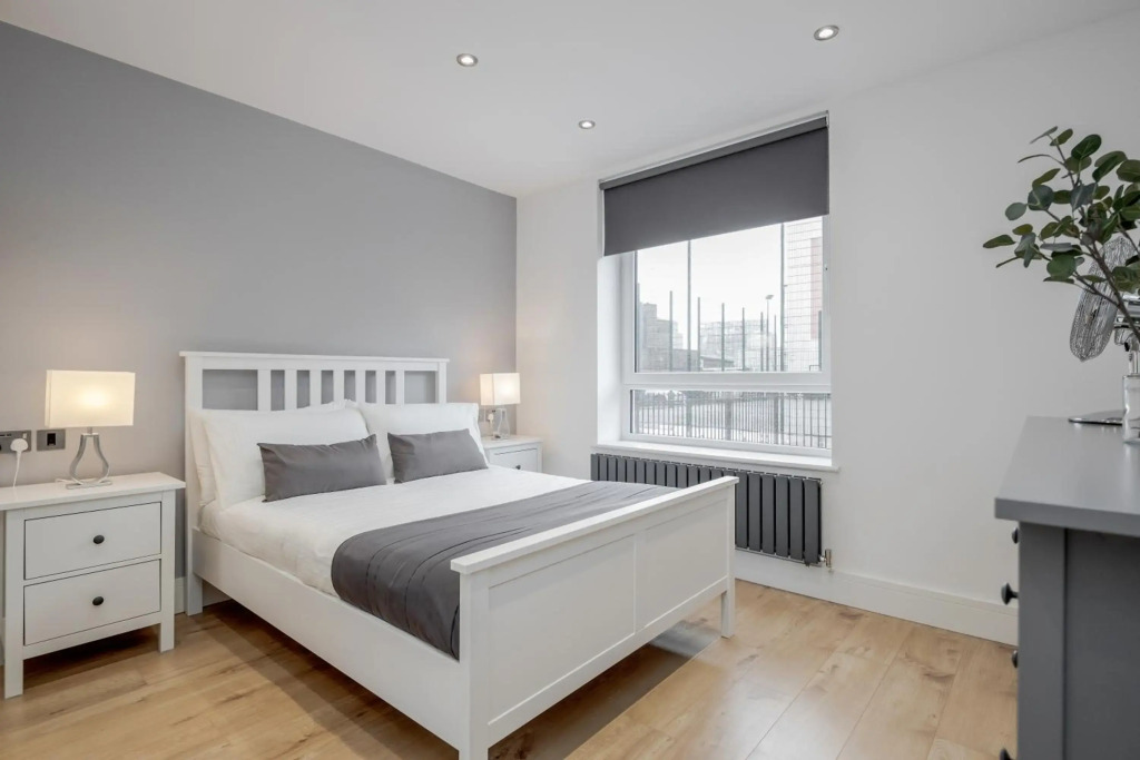 3 Bedroom Apartment in Stratford City