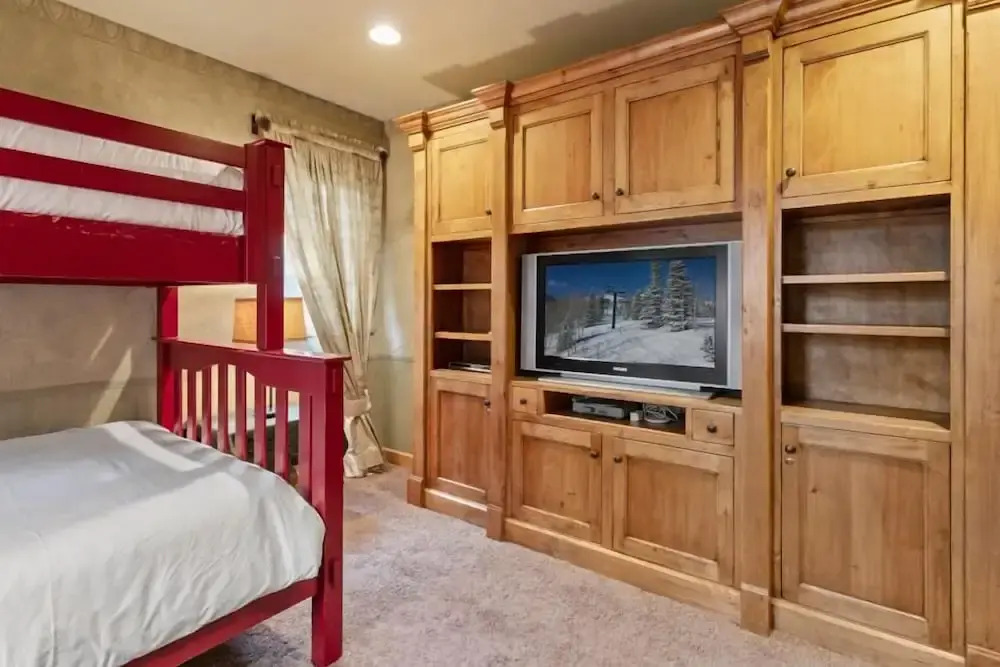 Trail's End Lodge - 4 Bedroom Condo Residence w/ Spa #13 by Deer Valley Resort