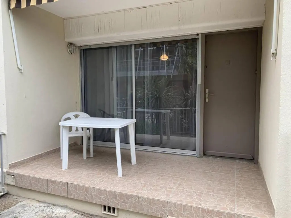 Appartement Balaruc-les-Bains, 1 pièce, 2 personnes - FR-1-571-45