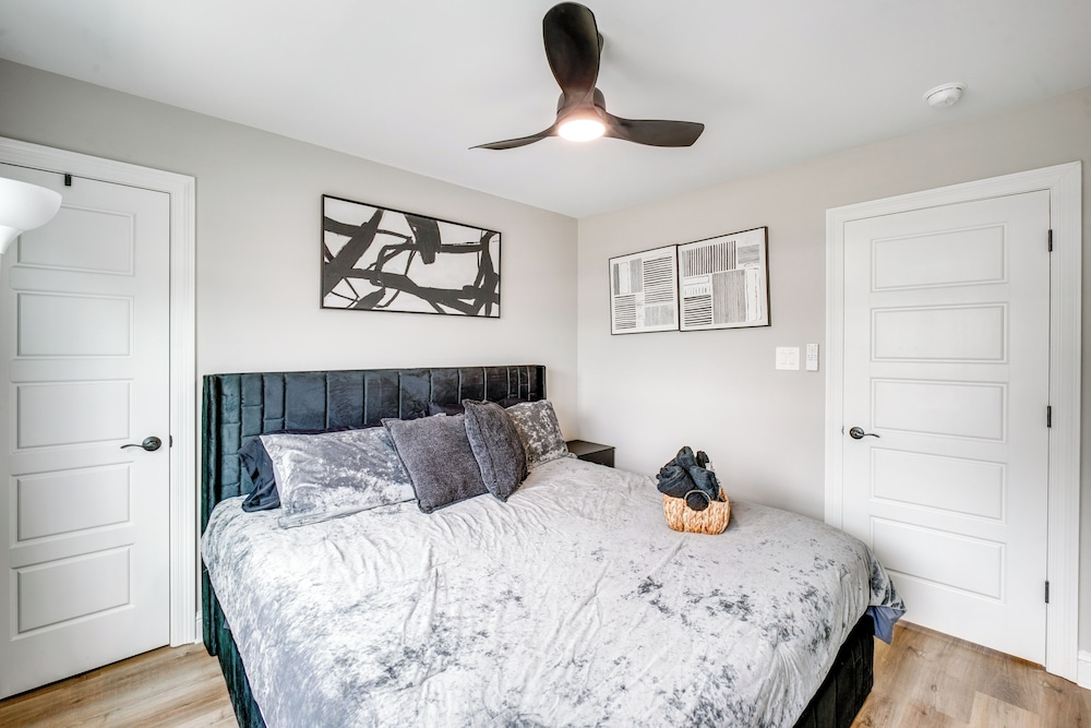 Steps to Boardwalk & Beach! Stylish Biloxi Home