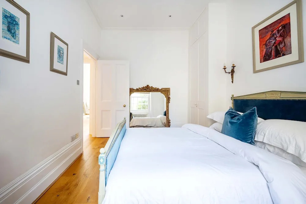 Highlife and Islington - by Out of Office Lifestyle
