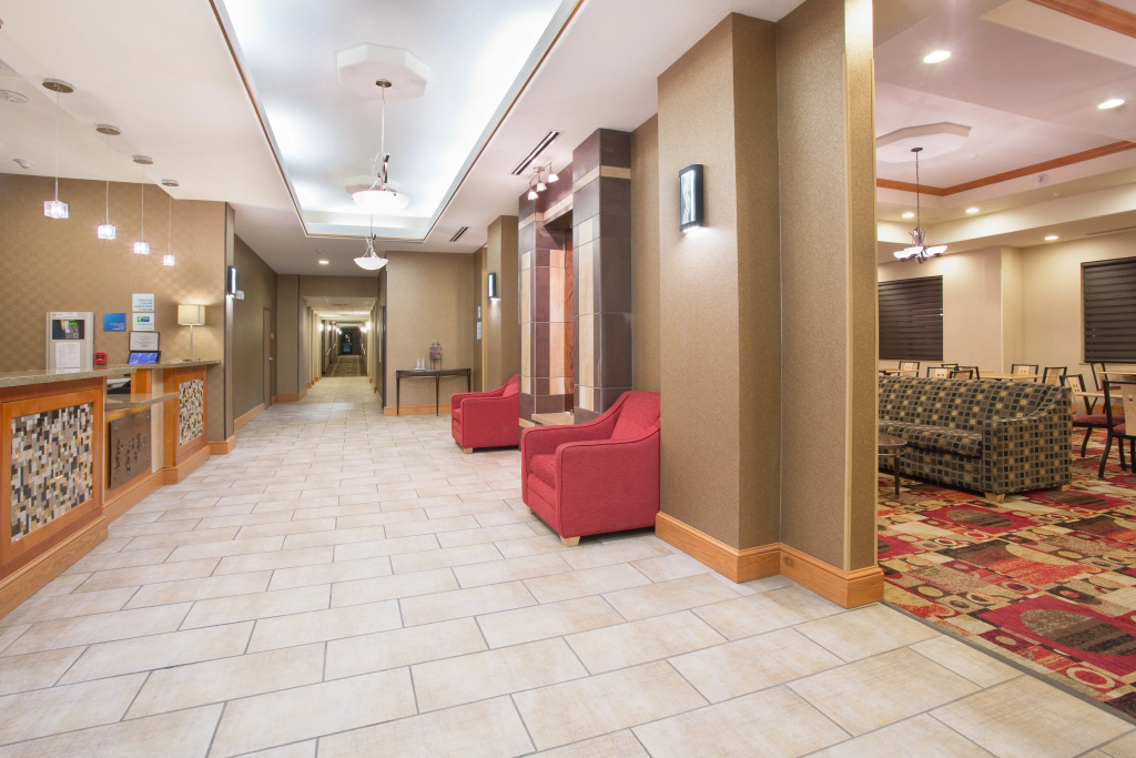 Holiday Inn Express & Suites Truth or Consequences by IHG - Newly Renovated