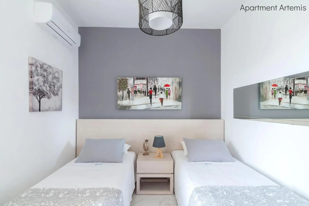 Apollo & Artemis by Heloni Apartments