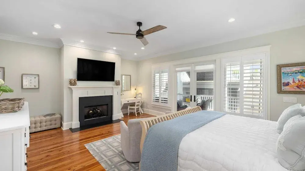 Beachside Stay With Pool, Two Decks, Rooftop Lounge & Steps to Front Beach IOP Beachhouse by Avantstay