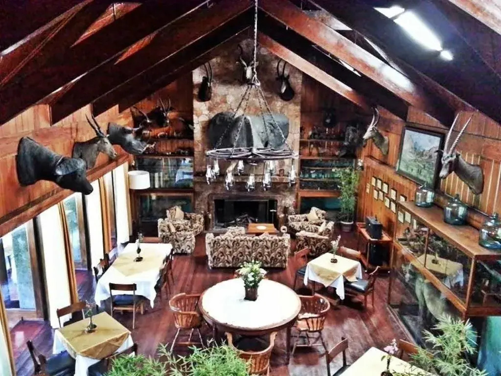Log Cabin Hotel - Baguio