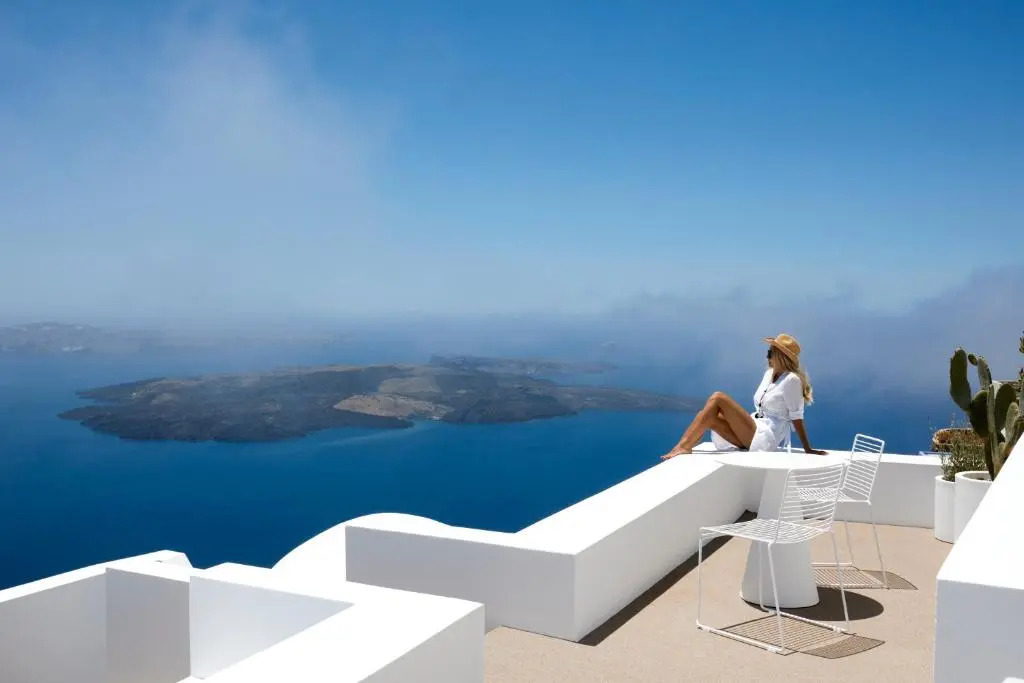 Olia Villas & Suites