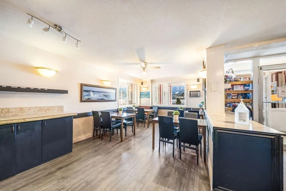 Gravity Haus Revelstoke