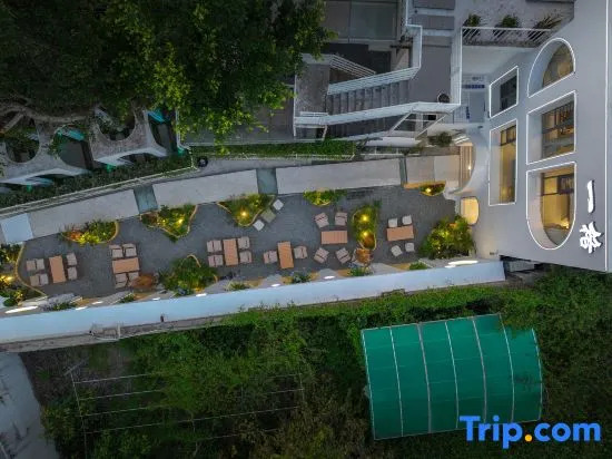 Yige Seaview Parent-child Hotel (Xiada Baicheng Branch, Huandao Road)