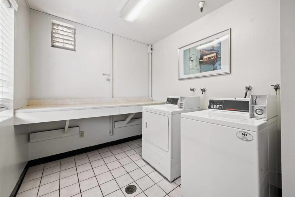 Days Inn by Wyndham Woodland