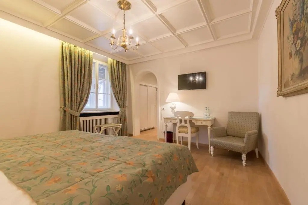 Hotel Elephant