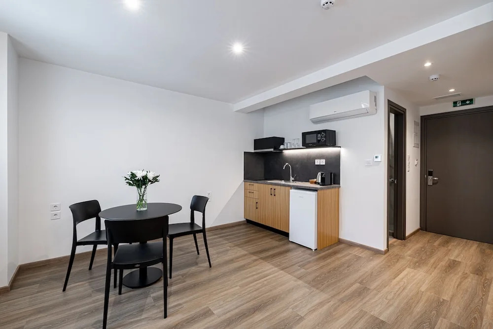 Pnoe Urban Living