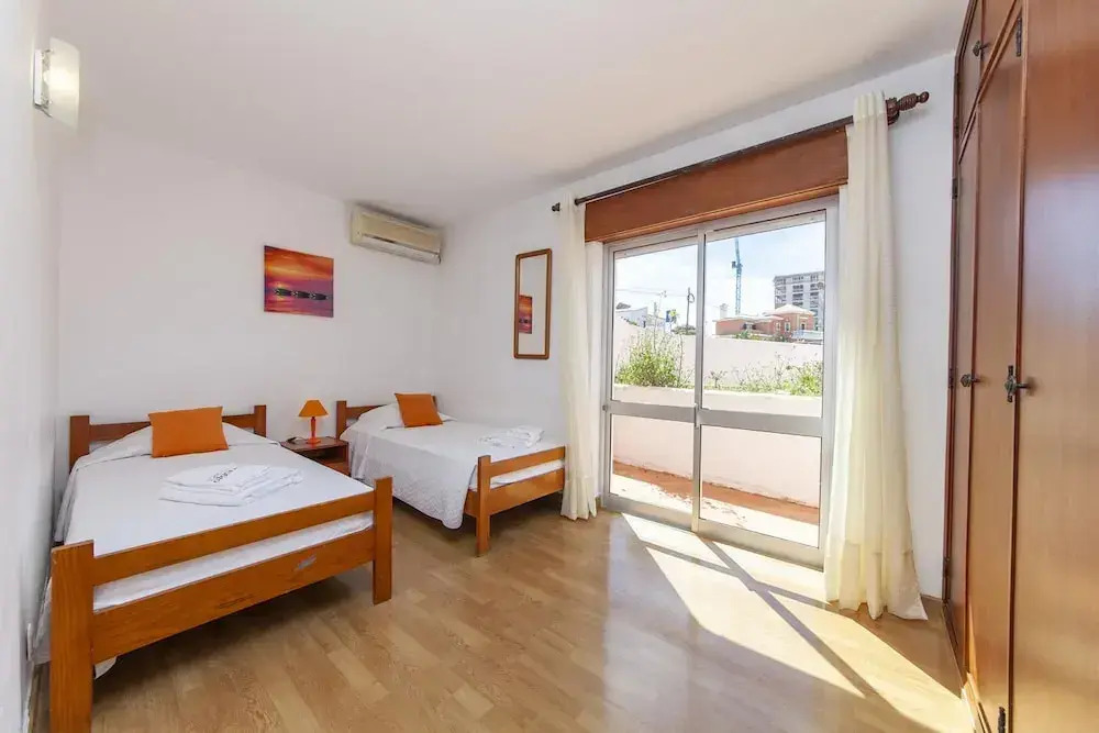 Casa Costa Doiro Guesthouse