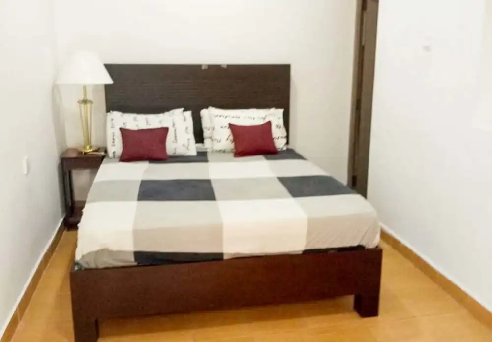 Yoho Villa 84