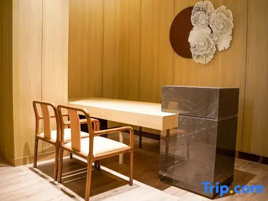 Yutai Inzone Garland Hotel
