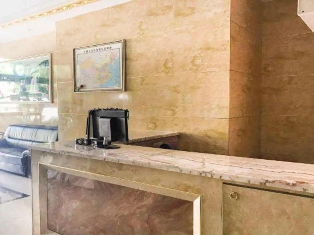 Jishou jinlong hotel