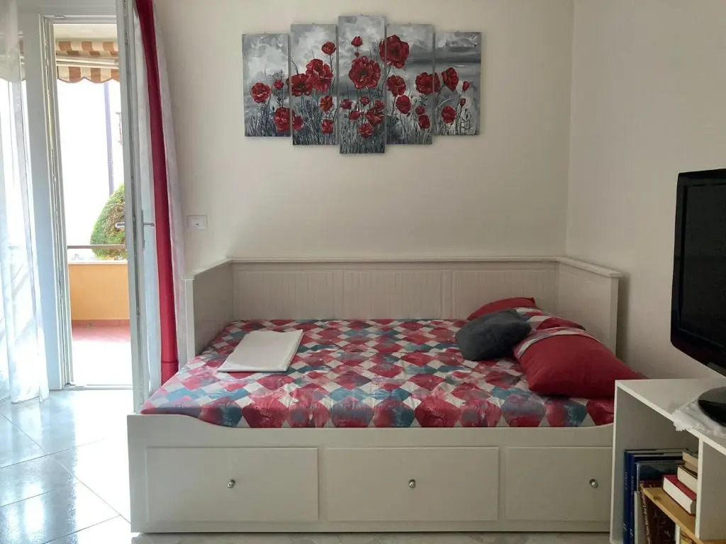 Appartamento a Peschiera del Garda con piscina ID I00538