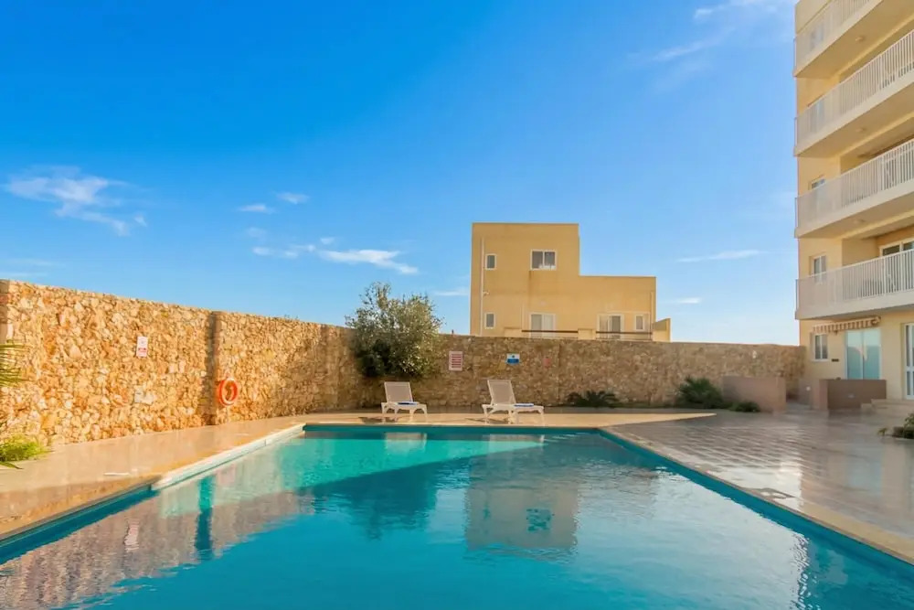 Wellness Hygge Modern Gozitan Apartment - Happy Rentals