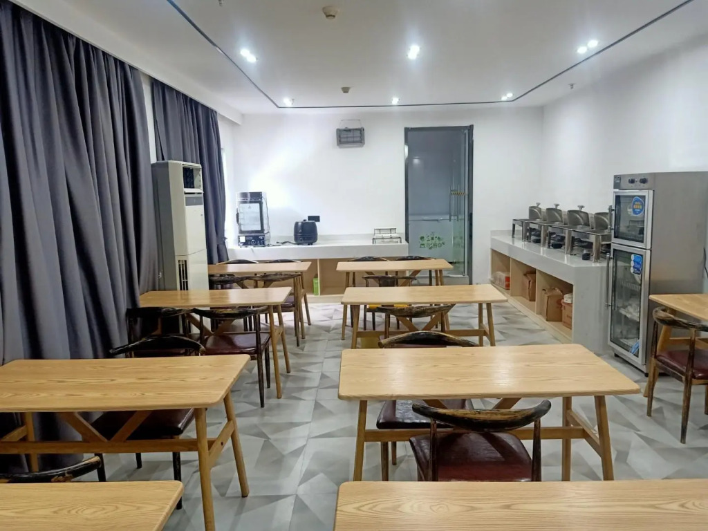 Elan Inn Nanchang University Mengshidai