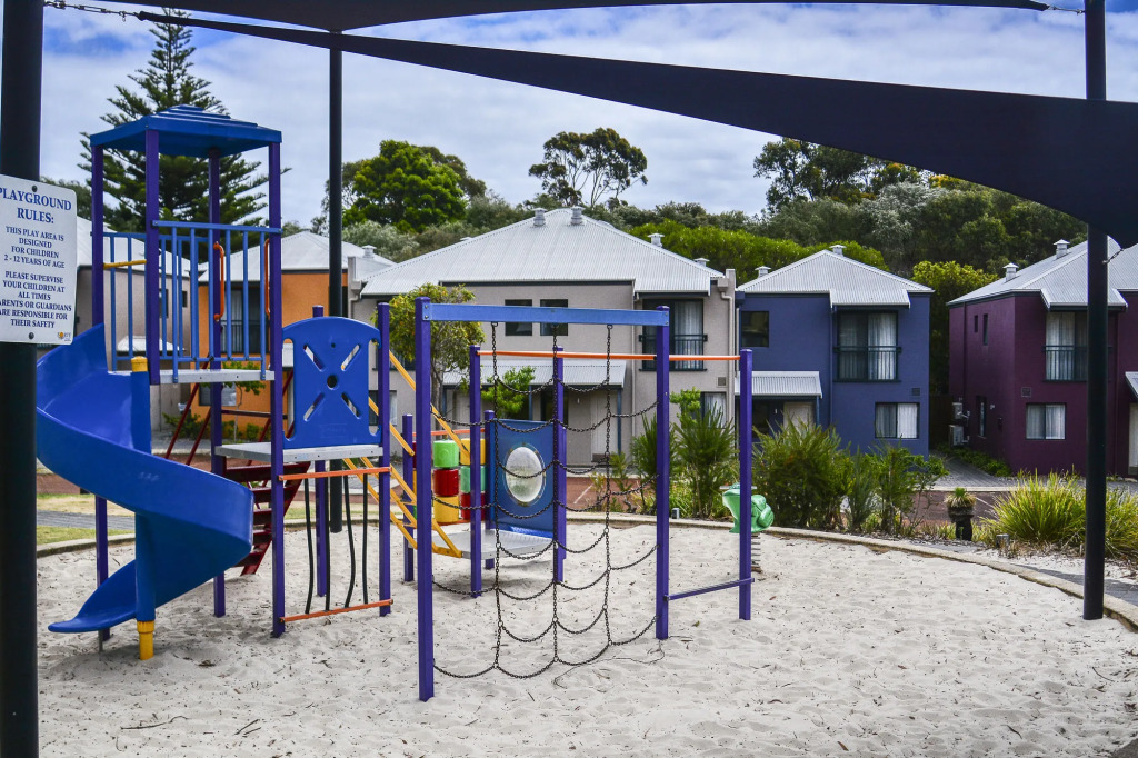 Leeuwin Apartments